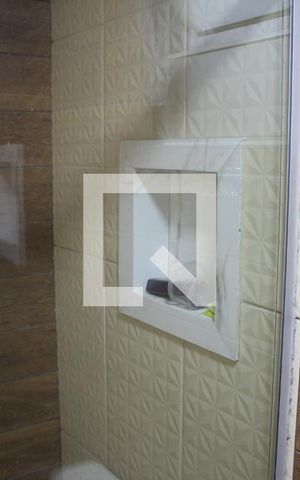 Casa para alugar com 60m², 4 quartos e 1 vagaBanheiro
