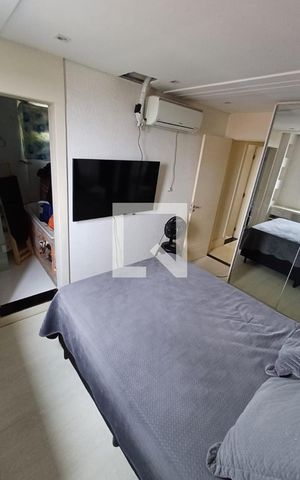 Apartamento à venda com 85m², 2 quartos e 2 vagas Apartamento à venda com 85m², 2 quartos e 2 vagasQuarto