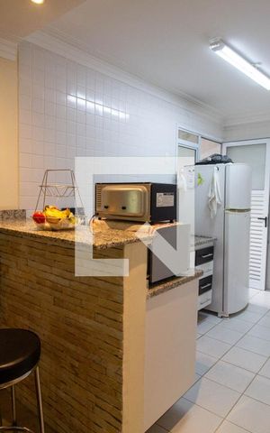 Apartamento à venda com 70m², 2 quartos e 2 vagas Apartamento à venda com 70m², 2 quartos e 2 vagasCozinha