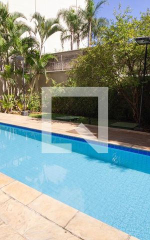 Apartamento à venda com 70m², 2 quartos e 2 vagas Apartamento à venda com 70m², 2 quartos e 2 vagasÁrea comum - Piscina