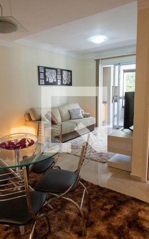 Apartamento à venda com 70m², 2 quartos e 2 vagas Apartamento à venda com 70m², 2 quartos e 2 vagasSala