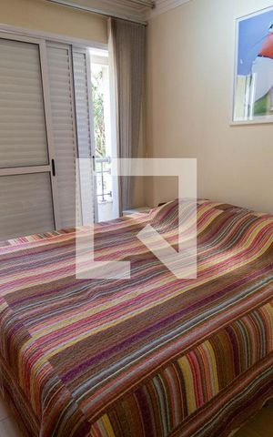 Apartamento à venda com 70m², 2 quartos e 2 vagas Apartamento à venda com 70m², 2 quartos e 2 vagasSuíte