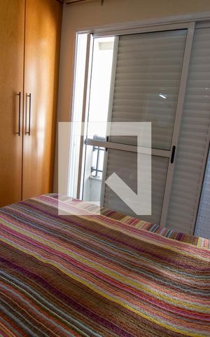 Apartamento à venda com 70m², 2 quartos e 2 vagas Apartamento à venda com 70m², 2 quartos e 2 vagasSuíte