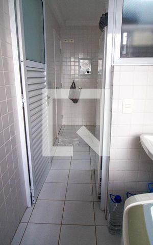 Apartamento à venda com 70m², 2 quartos e 2 vagas Apartamento à venda com 70m², 2 quartos e 2 vagasÁrea de Serviço