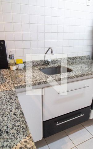 Apartamento à venda com 70m², 2 quartos e 2 vagas Apartamento à venda com 70m², 2 quartos e 2 vagasCozinha
