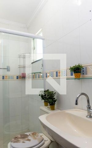 Casa para alugar com 280m², 4 quartos e 2 vagas Casa para alugar com 280m², 4 quartos e 2 vagasBanheiro da Suíte 2