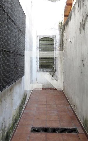 Casa à venda com 302m², 5 quartos e 4 vagasCorredor Externo