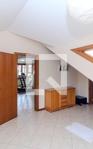 Casa à venda com 500m², 5 quartos e 8 vagasSótão
