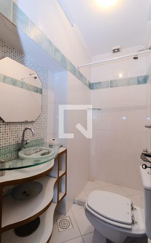 Casa à venda com 500m², 5 quartos e 8 vagasLavabo