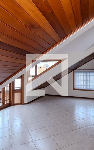 Casa à venda com 500m², 5 quartos e 8 vagasSótão