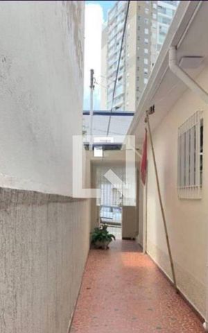 Casa à venda com 124m², 2 quartos e sem vaga