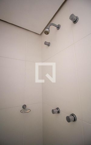Apartamento para alugar com 80m², 3 quartos e 2 vagasBanheiro da Suíte