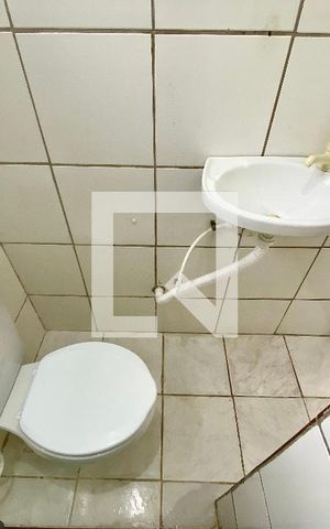 Studio para alugar com 25m², 1 quarto e 1 vaga Studio para alugar com 25m², 1 quarto e 1 vagaBanheiro