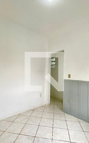 Studio para alugar com 25m², 1 quarto e 1 vaga Studio para alugar com 25m², 1 quarto e 1 vagaQuarto
