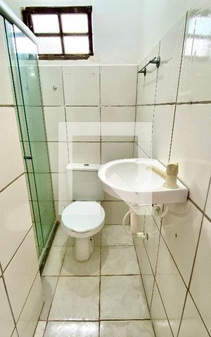 Studio para alugar com 25m², 1 quarto e 1 vaga Studio para alugar com 25m², 1 quarto e 1 vagaBanheiro