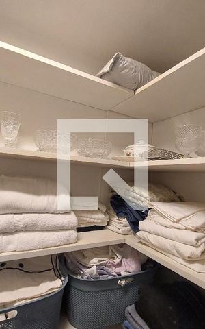 Apartamento à venda com 411m², 3 quartos e 3 vagas Apartamento à venda com 411m², 3 quartos e 3 vagasRouparia