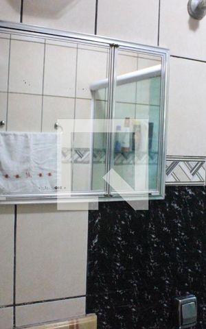 Casa à venda com 145m², 3 quartos e 2 vagasBanheiro 1