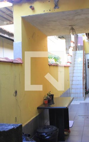Casa à venda com 145m², 3 quartos e 2 vagasCorredor da lavanderia e área gourmet
