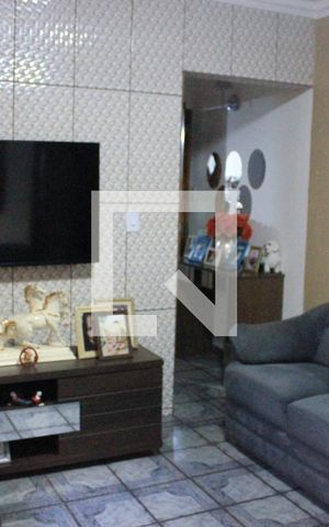 Casa à venda com 145m², 3 quartos e 2 vagasSala