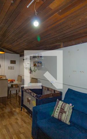 Casa à venda com 79m², 2 quartos e 1 vaga Casa à venda com 79m², 2 quartos e 1 vagaSala