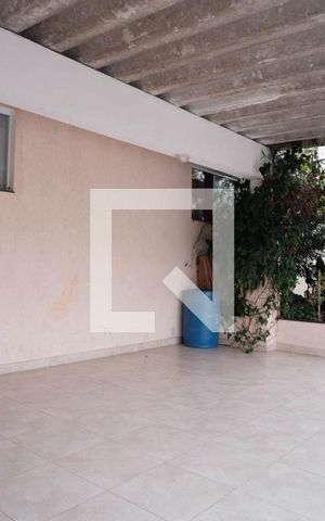 Casa à venda com 200m², 3 quartos e 3 vagasGaragem