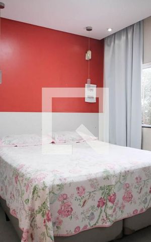 Casa à venda com 200m², 3 quartos e 3 vagasSuíte 