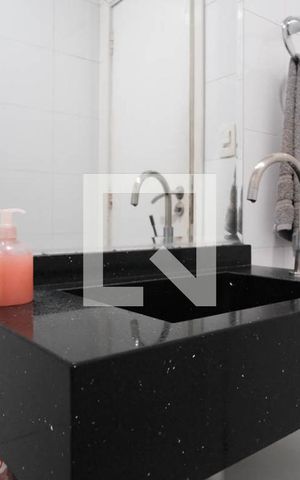 Casa à venda com 200m², 3 quartos e 3 vagasBanheiro