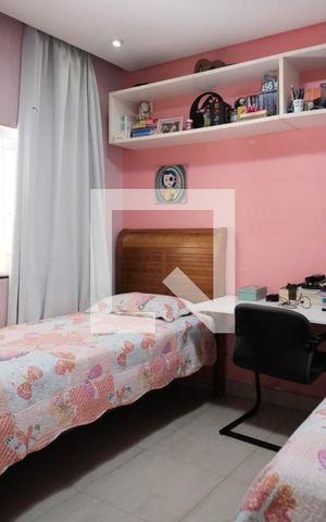 Casa à venda com 200m², 3 quartos e 3 vagasQuarto 2