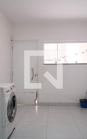 Casa à venda com 200m², 3 quartos e 3 vagasÁrea de Serviço