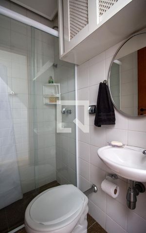 Apartamento à venda com 189m², 4 quartos e 3 vagasBanheiro de Serviço
