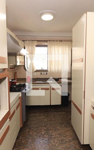 Apartamento à venda com 150m², 4 quartos e 3 vagasCozinha