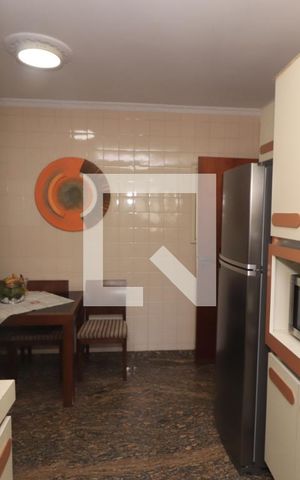 Apartamento à venda com 150m², 4 quartos e 3 vagasCozinha