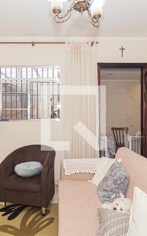 Casa à venda com 144m², 4 quartos e 1 vaga Casa à venda com 144m², 4 quartos e 1 vagaSala