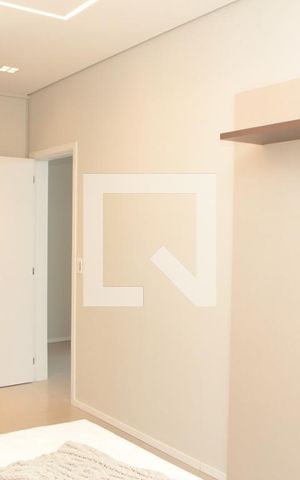 Casa de condomínio para alugar com 208m², 3 quartos e 2 vagassuite