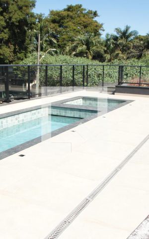 Casa de condomínio para alugar com 208m², 3 quartos e 2 vagasarea comum