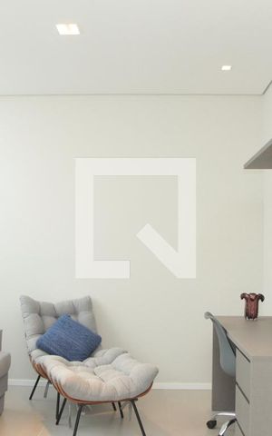 Casa de condomínio para alugar com 208m², 3 quartos e 2 vagasEscritório