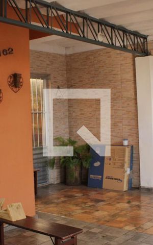 Casa à venda com 250m², 3 quartos e 2 vagasGaragem