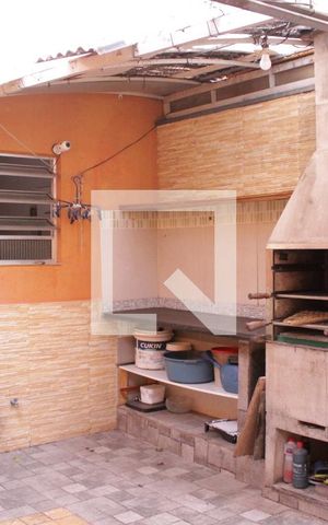 Casa à venda com 250m², 3 quartos e 2 vagasChurrasqueira