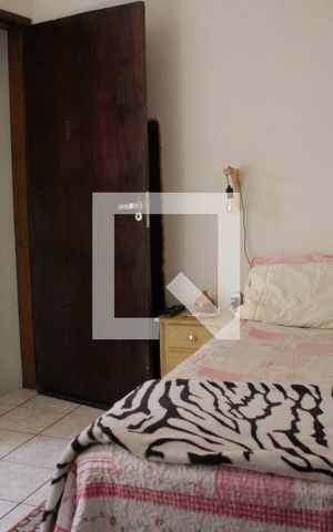 Casa à venda com 250m², 3 quartos e 2 vagasSuíte