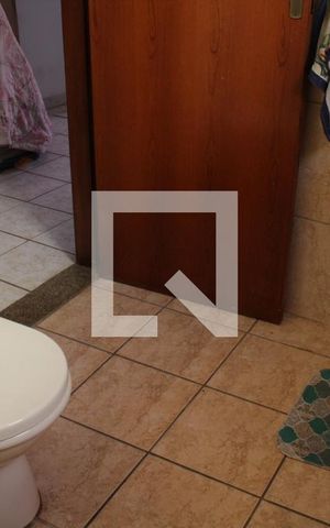 Casa à venda com 250m², 3 quartos e 2 vagasBanheiro