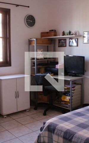 Casa à venda com 250m², 3 quartos e 2 vagasQuarto 2