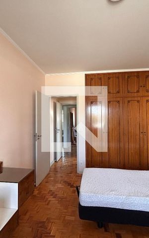 Casa para alugar com 285m², 6 quartos e 4 vagas Casa para alugar com 285m², 6 quartos e 4 vagasSuíte