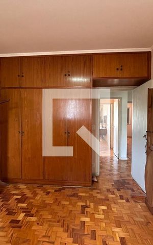 Casa para alugar com 285m², 6 quartos e 4 vagas Casa para alugar com 285m², 6 quartos e 4 vagasQuarto 2