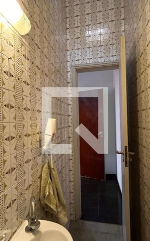 Casa para alugar com 285m², 6 quartos e 4 vagas Casa para alugar com 285m², 6 quartos e 4 vagasLavabo 2