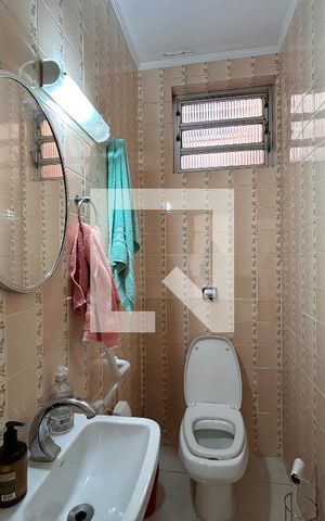 Casa para alugar com 285m², 6 quartos e 4 vagas Casa para alugar com 285m², 6 quartos e 4 vagasLavabo 1