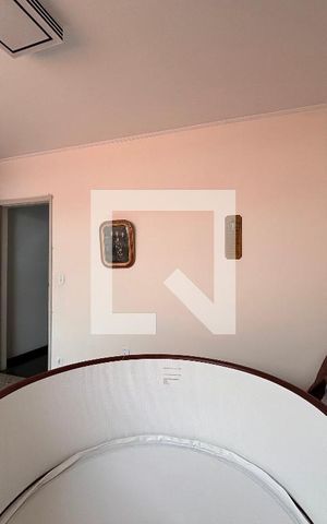 Casa para alugar com 285m², 6 quartos e 4 vagas Casa para alugar com 285m², 6 quartos e 4 vagasQuarto 5