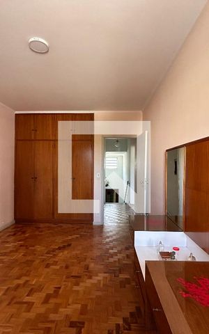 Casa para alugar com 285m², 6 quartos e 4 vagas Casa para alugar com 285m², 6 quartos e 4 vagasQuarto 1