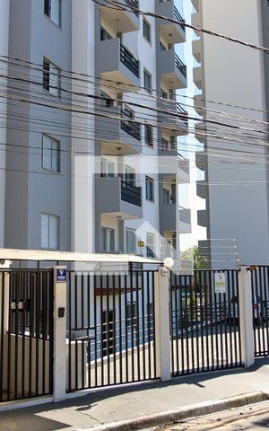 Apartamento para alugar com 56m², 2 quartos e 1 vaga Apartamento para alugar com 56m², 2 quartos e 1 vagaFachada
