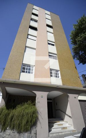 Apartamento à venda com 180m², 3 quartos e 2 vagasFachada