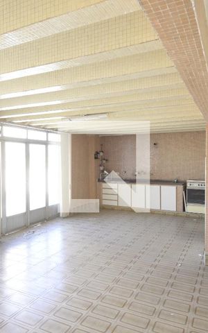 Apartamento à venda com 180m², 3 quartos e 2 vagasCobertura